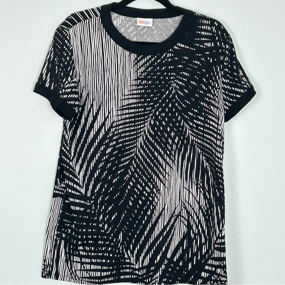 LuLaRoe Black and White Patterned Top